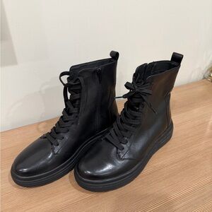 Geox chunky Black lace-up boots Booties Size 37 Us 7 Italian Leather NWT